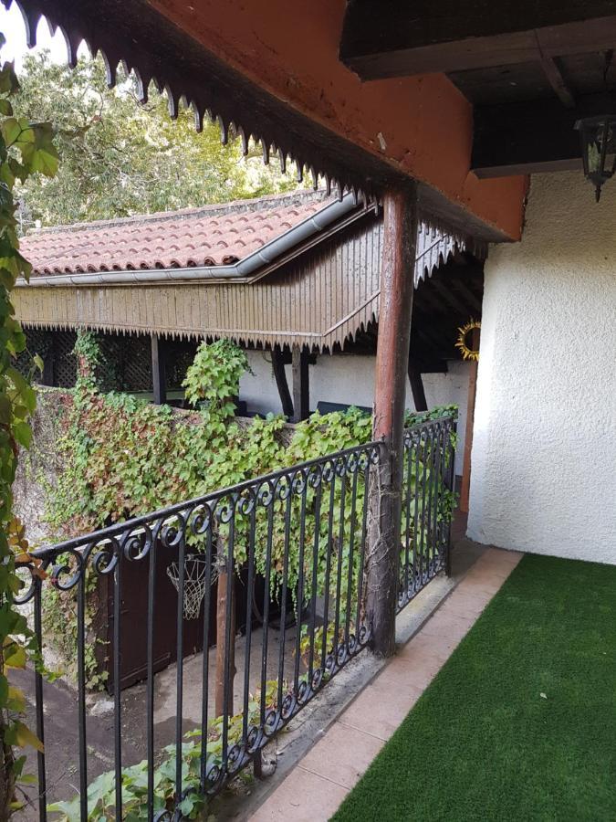 Bed and Breakfast Cudoille Armous-et-Cau Экстерьер фото