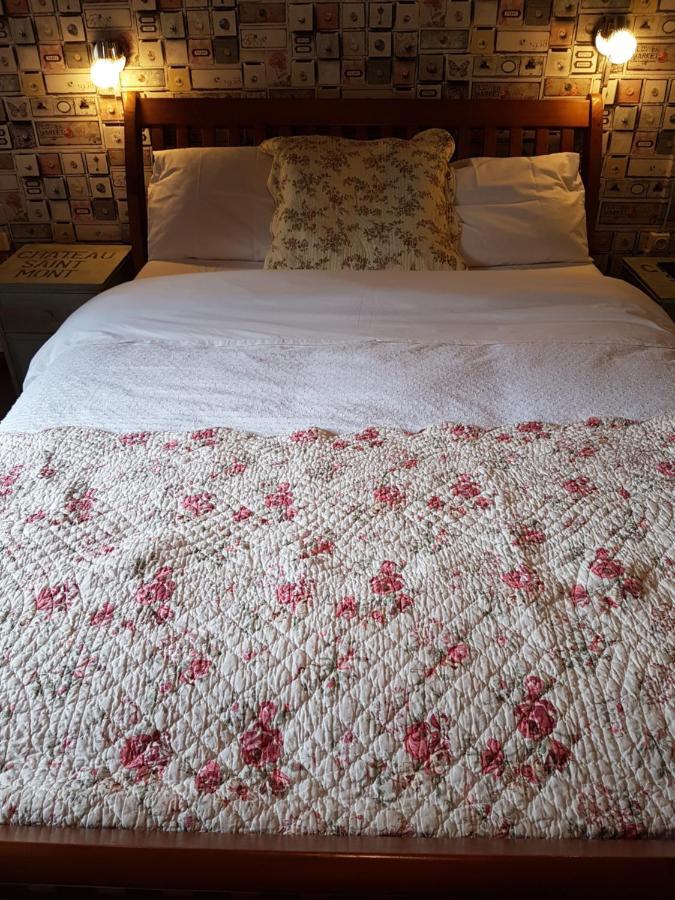 Bed and Breakfast Cudoille Armous-et-Cau Экстерьер фото